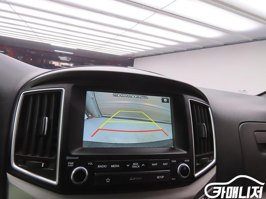 Hyundai Starex The New Grand Starex 2WD Urban 9-Seater thumbnail 16