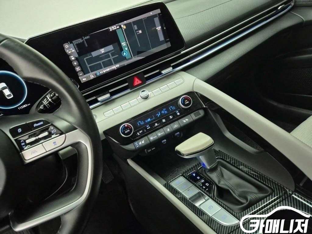 Hyundai Avante Avante Hybrid Inspiration thumbnail 10