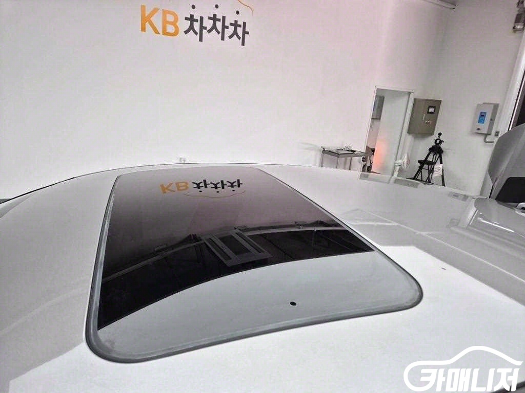 Hyundai Avante The New Avante Hybrid 1.6 HEV thumbnail 18