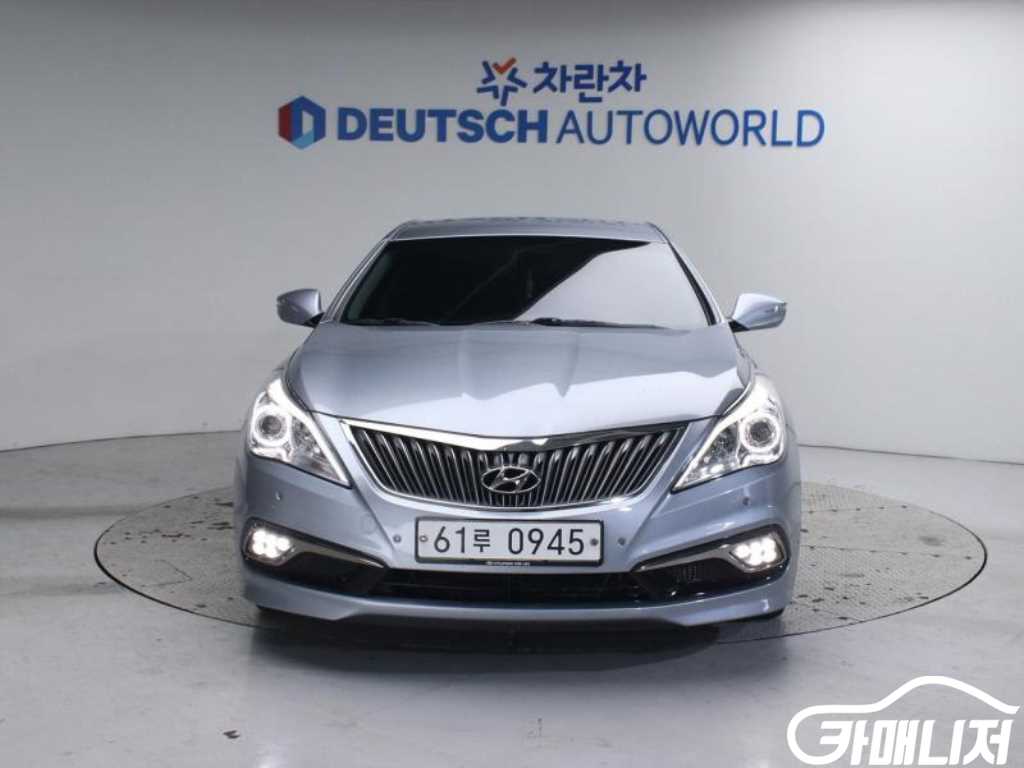 Hyundai Grandeur Grandeur HG Hybrid PREMIUM thumbnail 3