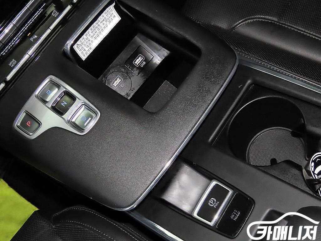 Hyundai Grandeur The New Grandeur IG 2.5 Premium thumbnail 12