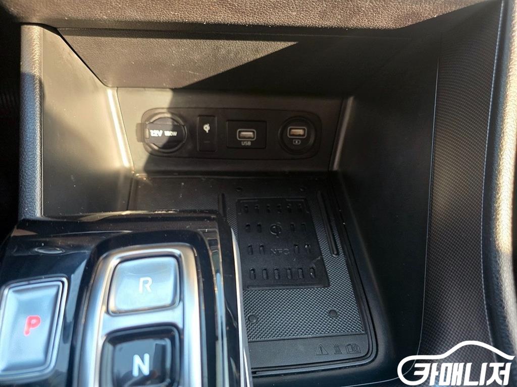 Hyundai Sonata 2.0 Premium thumbnail 9