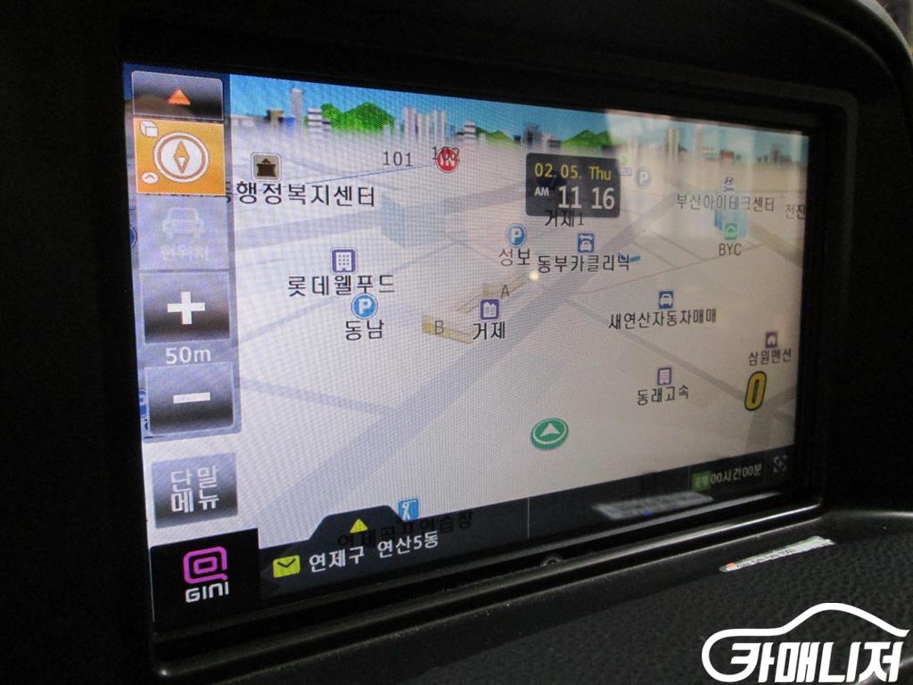 Hyundai Starex Grand Starex 11-Seater Wagon thumbnail 10