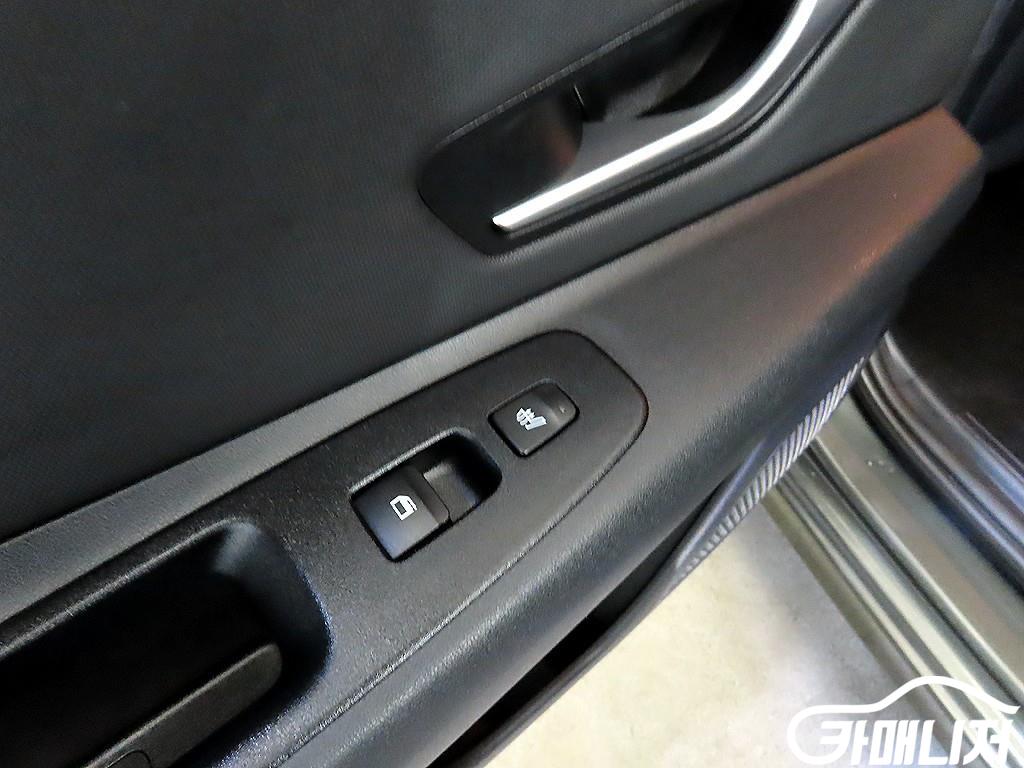 Hyundai Avante 1.6 Inspiration thumbnail 17