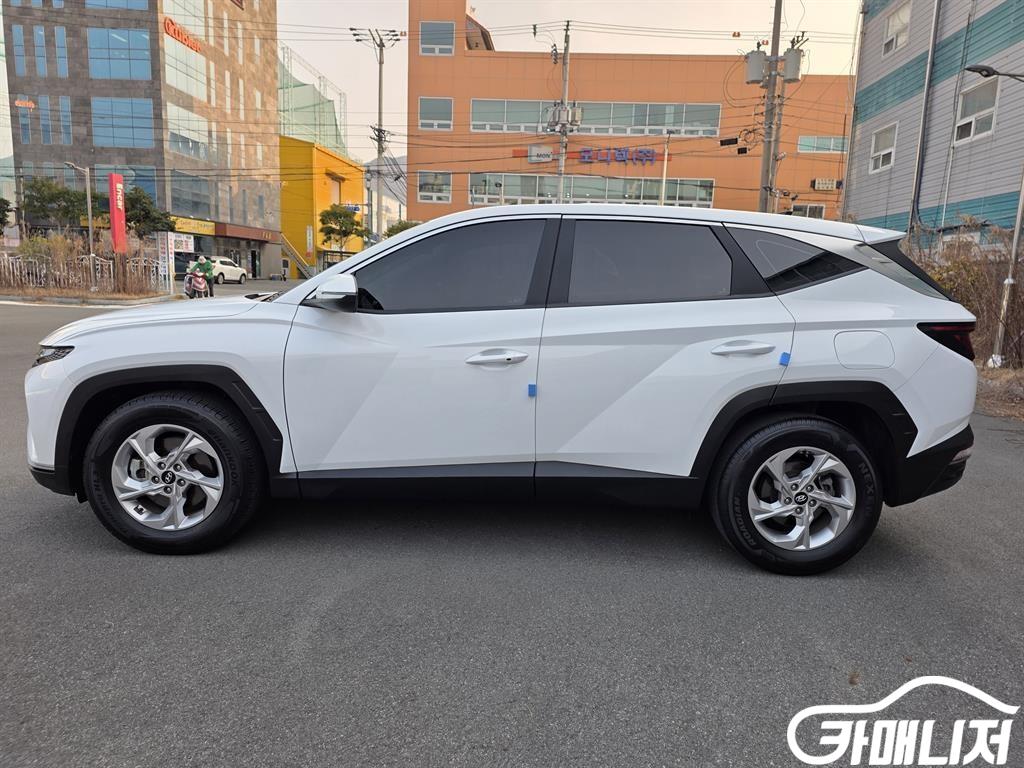 Hyundai Tucson Gasoline 1.6 Turbo 2WD Modern thumbnail 4