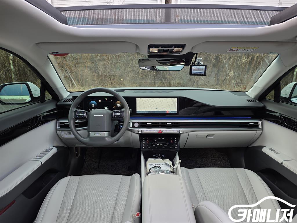 Hyundai Grandeur Gasoline 2.5 2WD thumbnail 6