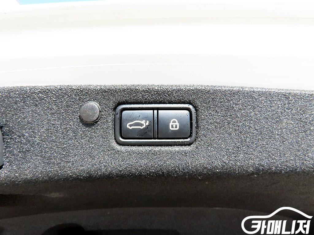 Hyundai Grandeur The New Grandeur IG 2.5 Premium Choice thumbnail 18