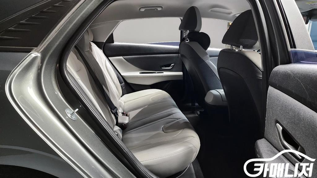 Hyundai Avante 1.6 Modern thumbnail 12