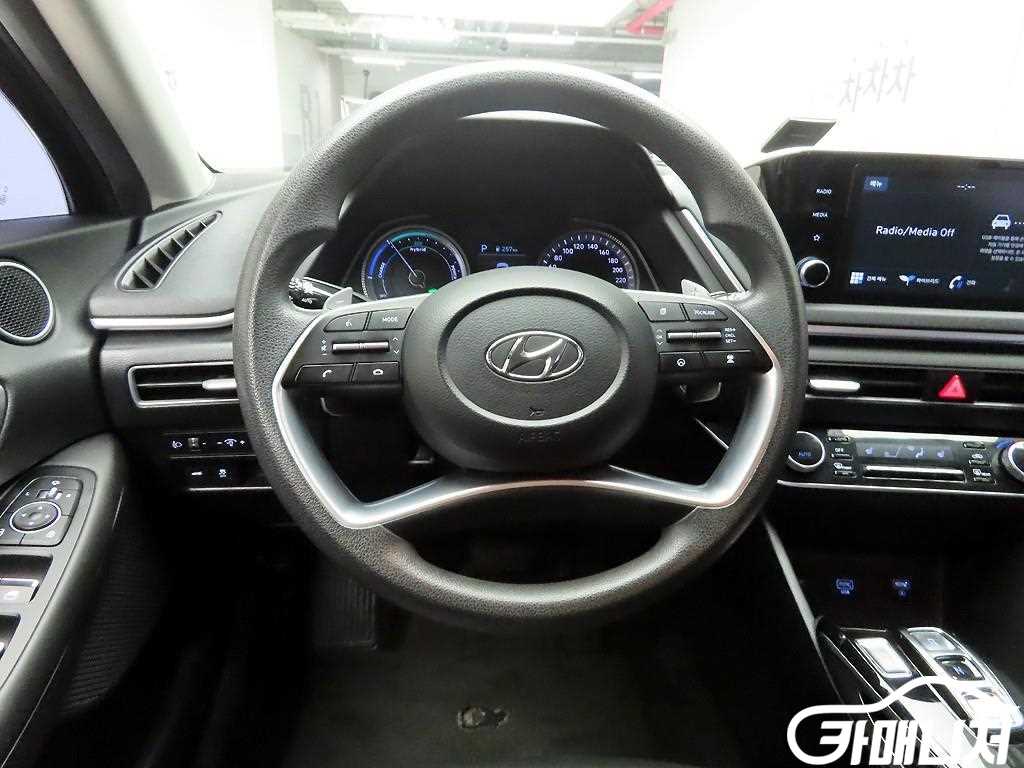 Hyundai Sonata Sonata Hybrid Smart thumbnail 7