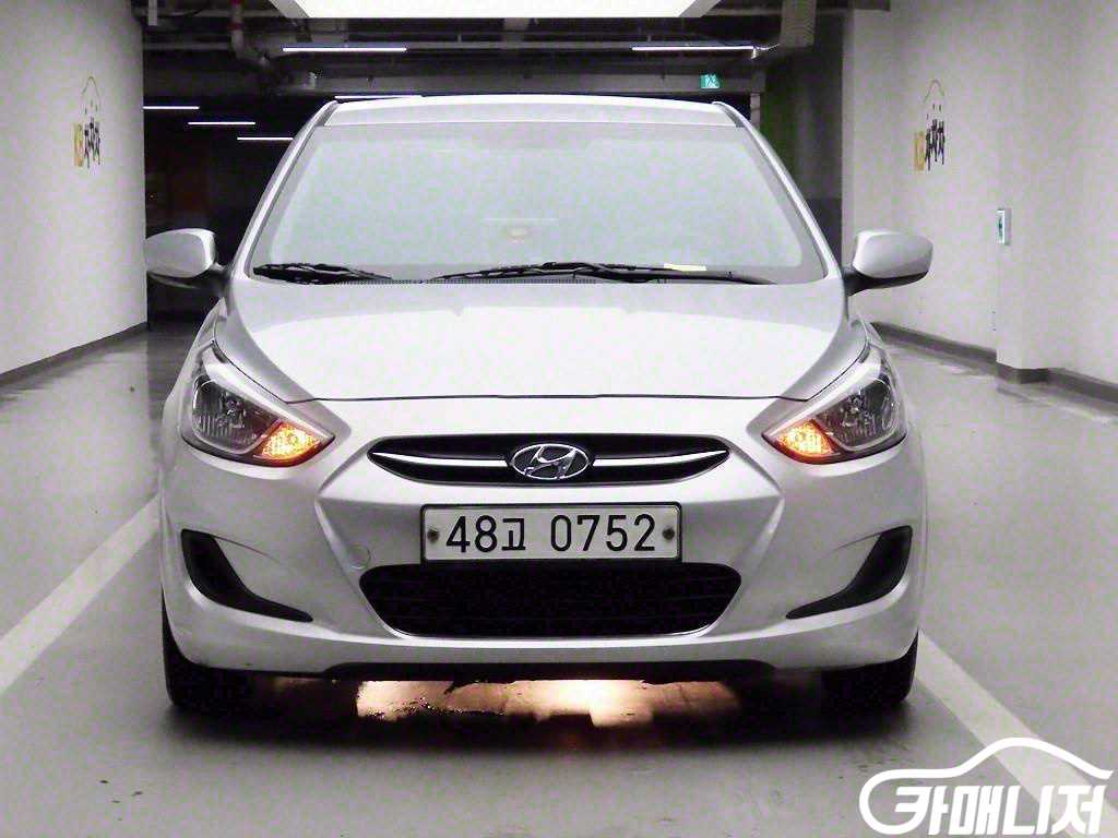 Hyundai Accent AccentFacelift 1.4VVT Smart