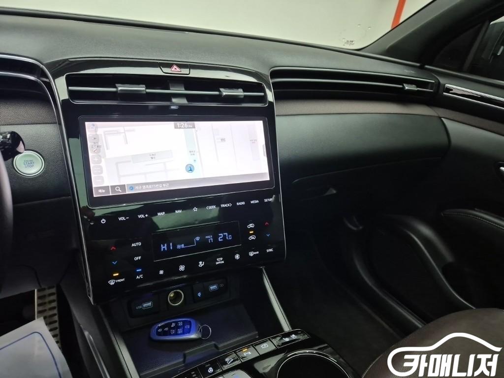 Hyundai Tucson Diesel 2.0 4WD Inspiration thumbnail 9