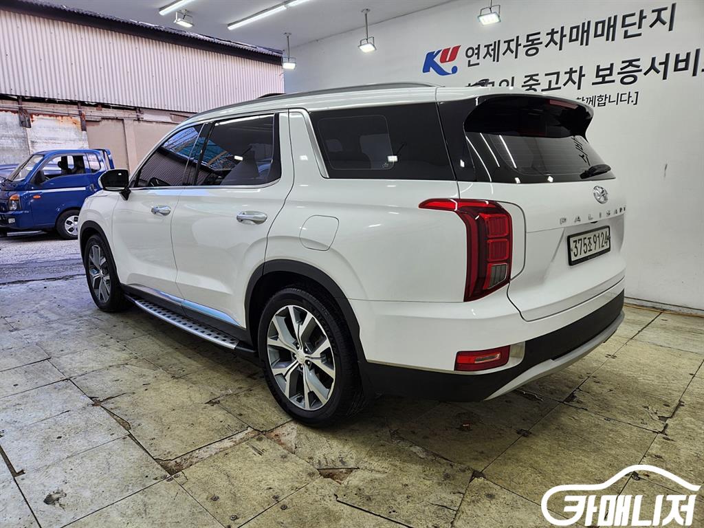 Hyundai Palisade Diesel 2.2 2WD thumbnail 2