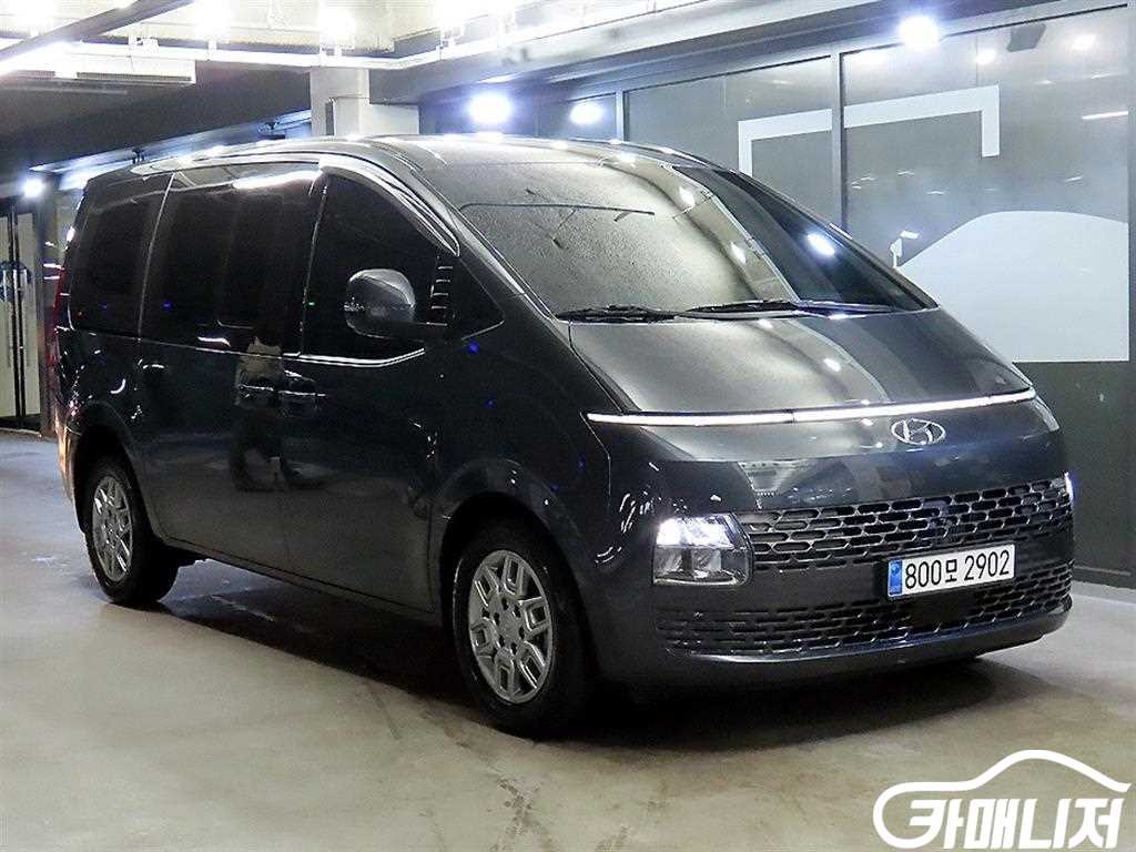 Hyundai Staria 2WD Diesel Cargo Modern