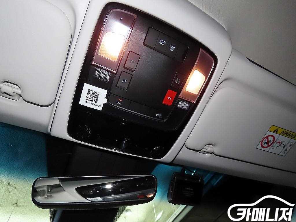 Hyundai Staria 2WD Diesel Cargo Modern thumbnail 16