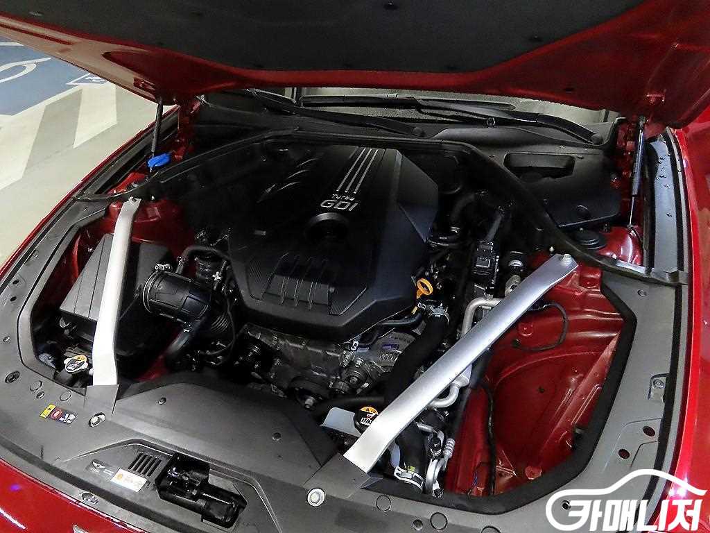 Genesis G70 The New G70 Gasoline 2.0T 4WD thumbnail 19