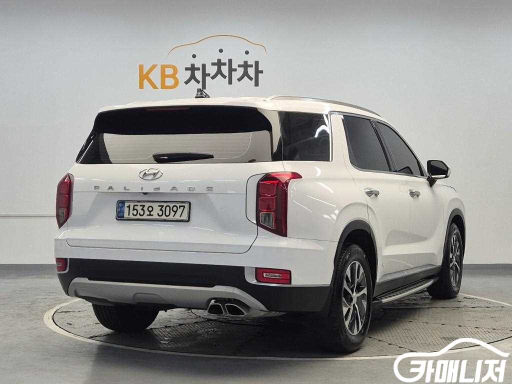 Hyundai Palisade Diesel 2.2 2WD thumbnail 3