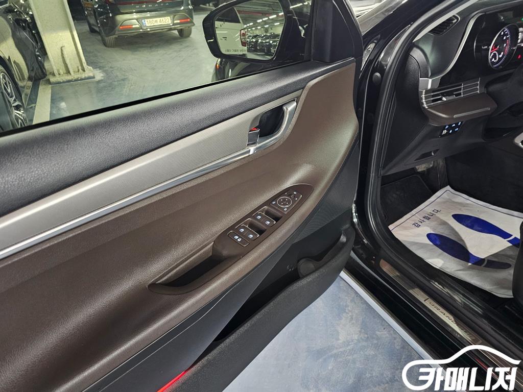 Hyundai Grandeur The New Grandeur IG 3.3 Premium Choice thumbnail 7