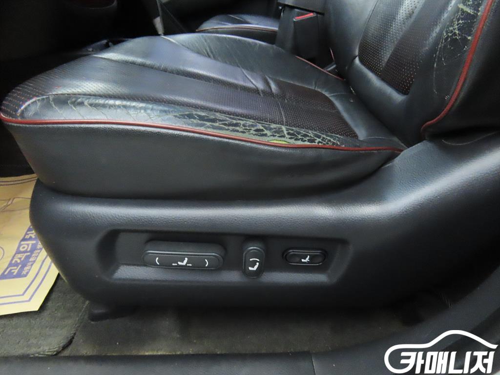 Hyundai Santa Fe Santa Fe CM 2WD MLX thumbnail 14