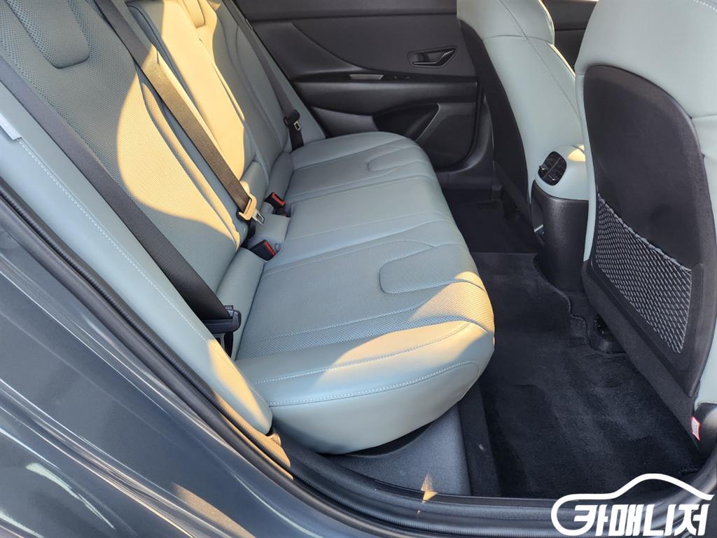 Hyundai Avante The New Avante 1.6 Gasoline thumbnail 16