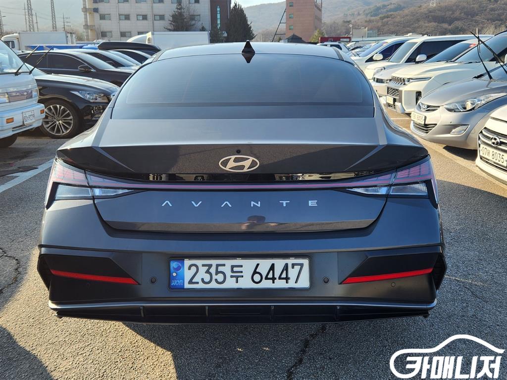 Hyundai Avante The New Avante 1.6 Gasoline thumbnail 5