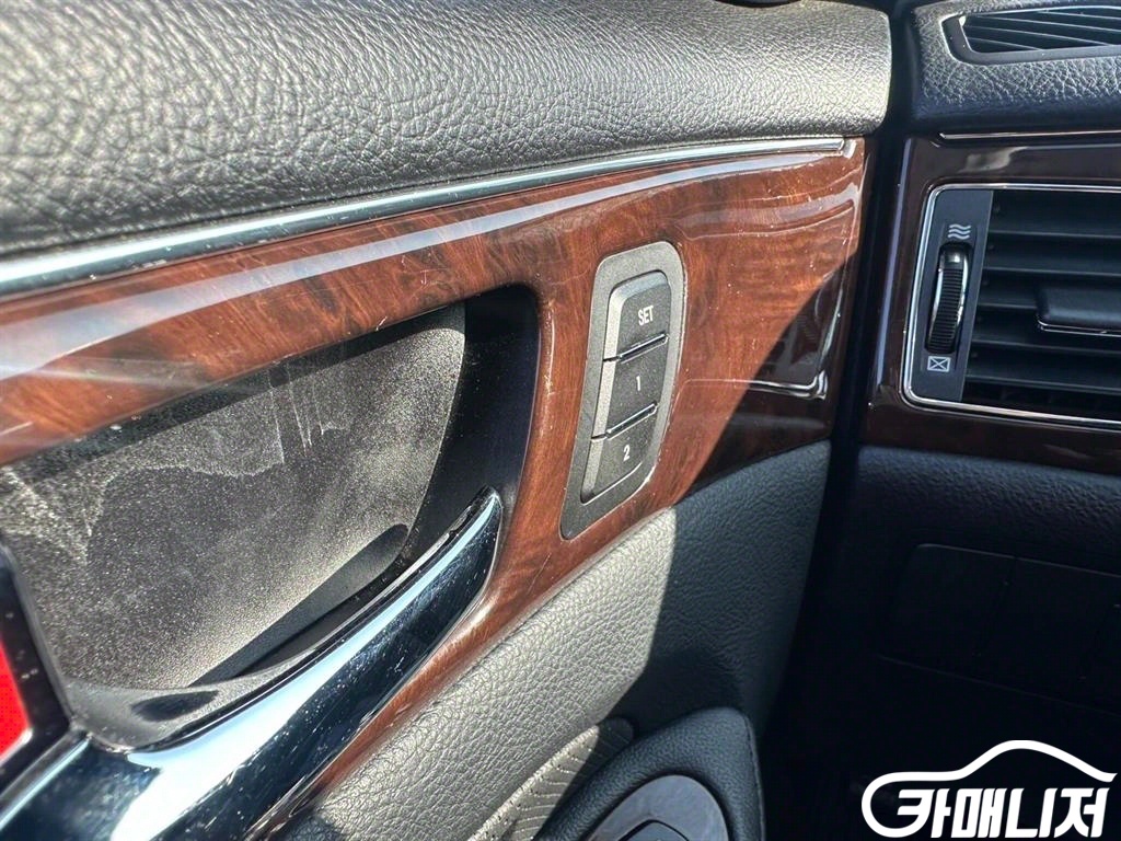 Hyundai Genesis BH330 LUXYRY thumbnail 11