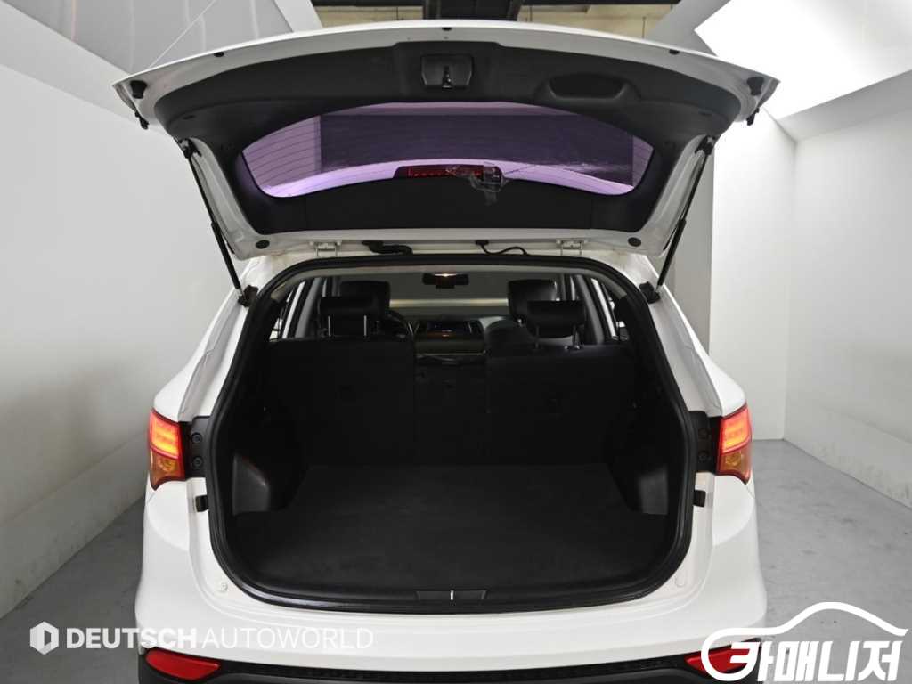 Hyundai Santa Fe Santa Fe DM Diesel 4WD 2.0 Premium thumbnail 20