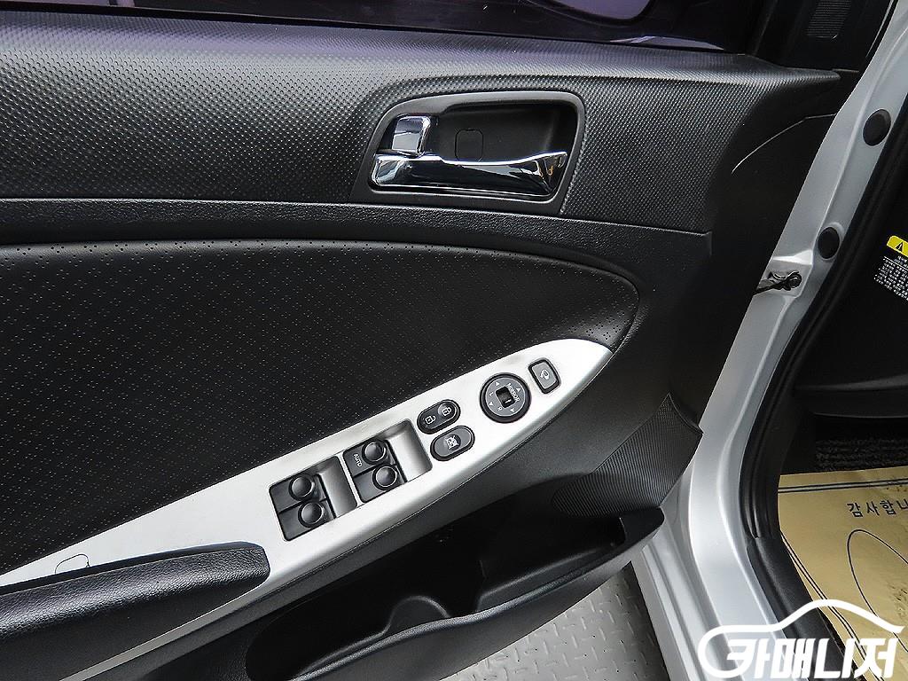 Hyundai Accent AccentFacelift 1.6GDI Premier thumbnail 11