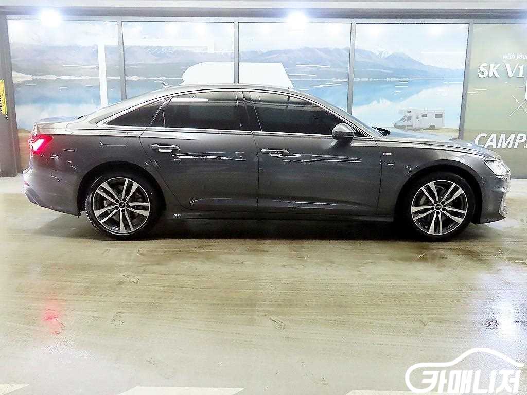 Audi A6 45 TFSI Premium thumbnail 3